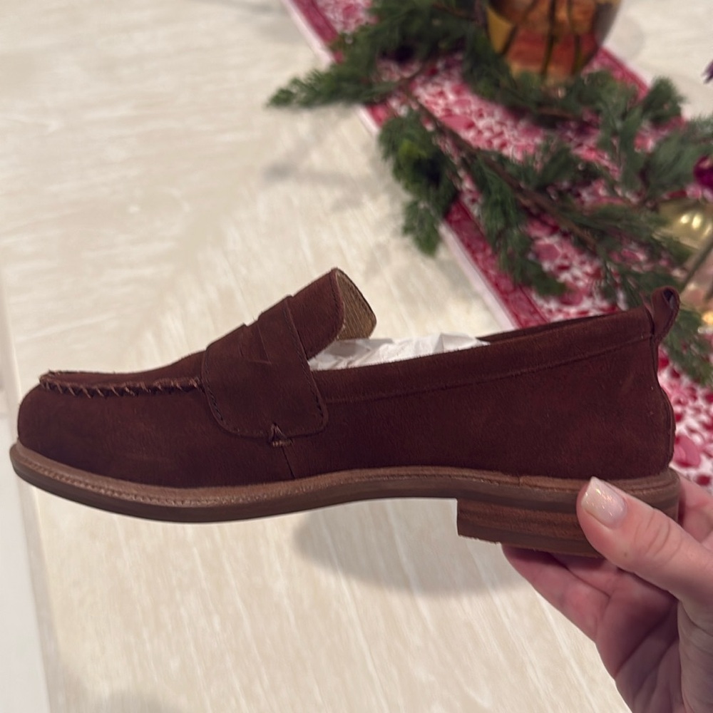 Cow Suede Loafer. Kelsi Dagger Brooklyn. Anthropologie. NBW. Size 7